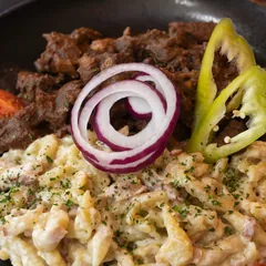 Marhapörkölt
